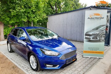 1,0 Benzyna 125 KM Titanium Podgrz. kierownica i fotele Po opłatach