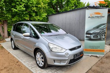 2,0 Benzyna 146 KM 7-osobowy Podgrzewana szyba Czujniki parkowania