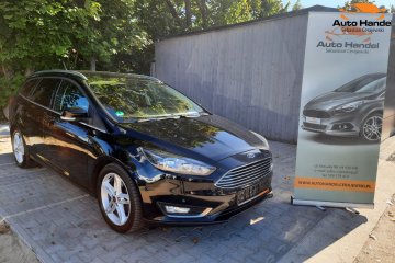 1,0 Benzyna + LPG 125 KM Kamera cofania Podgrz. kierownica Po opłatach
