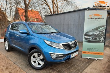 1,6 Benzyna 135 KM Hak Led Podgrzewane fotele przód/tył Zarejestrowany