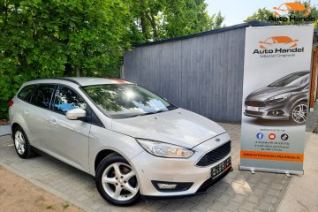 1,0 Benzyna 125 KM Navi Podgrz. szyba i kierownica Po opłatach